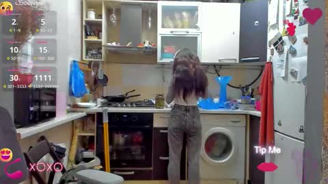 Nika online show from October 2025 07:25:02 PM