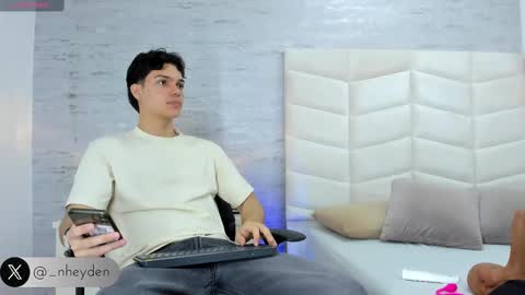 Noah Heyden online show from February 2025 07:39:01 PM