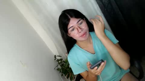 Snapshot of _odette22 chatting on June 2026 06:52:02 AM _odette22 online show from June 2026 06:52:02 AM