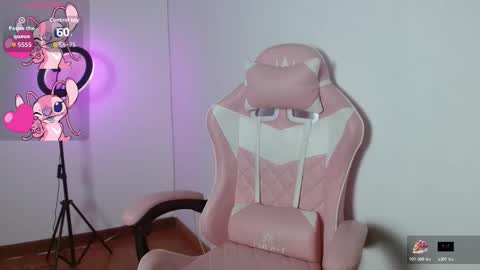 Pamela Smith online show from December 2025 12:39:02 AM