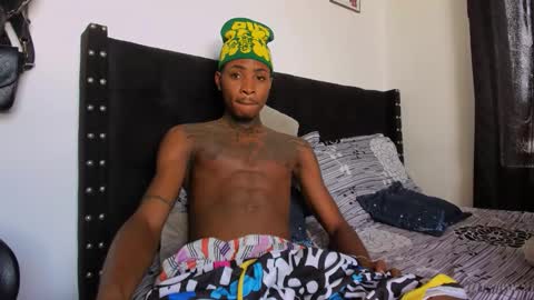 Kevin  online show from November 2025 06:29:01 PM