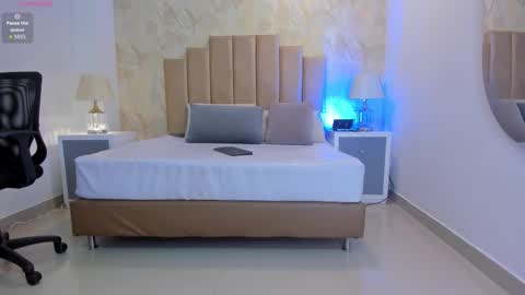 Snapshot of _peach1_ chatting on October 2025 02:43:02 PM peach1 online show from October 2025 02:43:02 PM