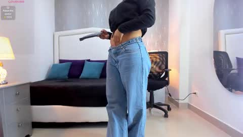 Snapshot of _peach1_ chatting on December 2025 02:43:02 PM peach1 online show from December 2025 02:43:02 PM