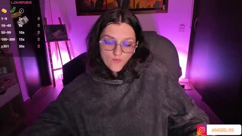 Snapshot of _peach__ chatting on January 2025 05:10:01 AM violeta ig online show from January 2025 05:10:01 AM