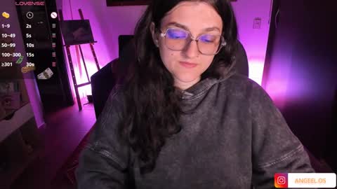 Snapshot of _peach__ chatting on January 2025 04:09:01 AM violeta ig online show from January 2025 04:09:01 AM