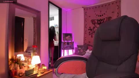 violeta ig  online show from February 2026 04:11:01 AM