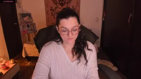 Snapshot of _peach__ chatting on May 2026 03:58:01 AM violeta ig online show from May 2026 03:58:01 AM