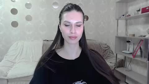 _pretty_fox_ online show from October 2025 01:55:02 PM