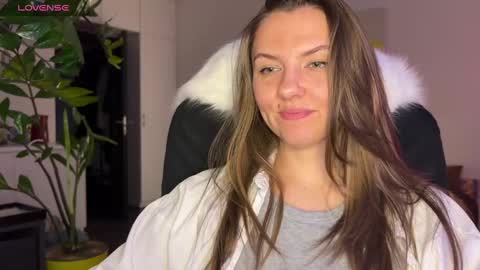  HADLY today day-off see u online 0112  online show from January 2025 04:56:02 PM