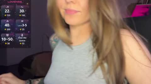  HADLY today day-off see u online 0112  online show from January 2025 05:49:01 PM