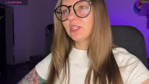  HADLY today day-off see u online 0112  online show from February 2025 06:16:01 PM