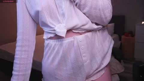 Rina online show from April 2026 07:45:01 AM