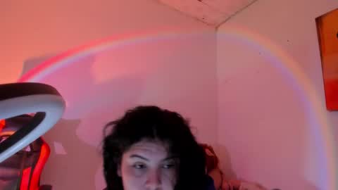 Stefany online show from October 2025 11:42:02 AM