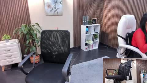 You can tell me Mariana online show from September 2025 07:15:02 PM