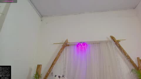 Snapshot of _redmoon chatting on April 2026 04:15:01 PM Moon online show from April 2026 04:15:01 PM