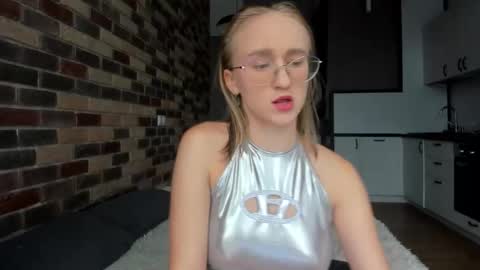 Snapshot of _ruby_kim chatting on October 2025 10:45:01 AM Ruby online show from October 2025 10:45:01 AM