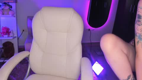   online show from January 2025 01:35:02 PM