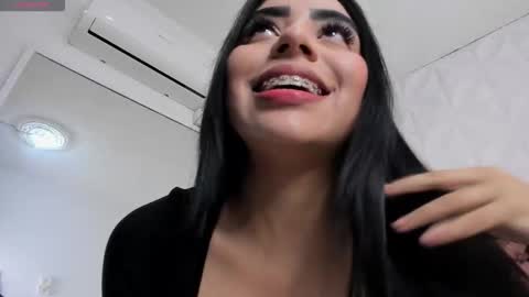 Snapshot of _samara_conner chatting on December 2025 09:41:02 PM Samara online show from December 2025 09:41:02 PM