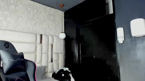 _sammy_ice online show from January 2025 04:20:01 AM