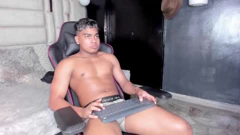 _sammy_ice online show from February 2025 03:42:02 AM