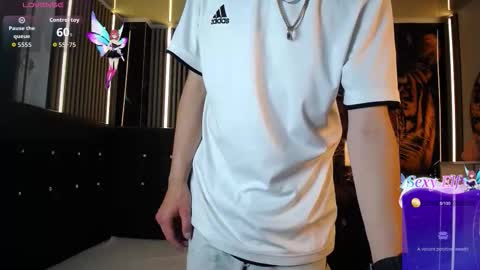 Snapshot of _santi2 chatting on March 2026 07:42:01 PM santi online show from March 2026 07:42:01 PM