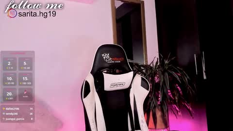 Snapshot of _sara_hernandez chatting on February 2025 10:25:02 AM Sara  intagram online show from February 2025 10:25:02 AM