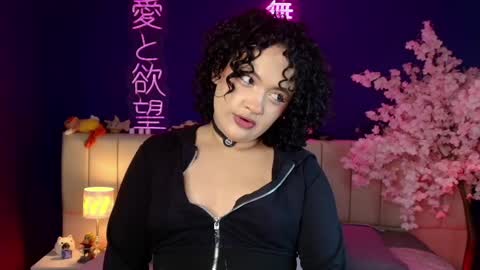 Snapshot of _sarahrose chatting on May 2026 04:30:02 AM Sara online show from May 2026 04:30:02 AM