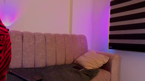 Scarlett online show from April 2026 05:10:01 AM