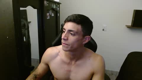 Snapshot of _schnnneider_ chatting on March 2026 09:51:02 PM SCHNEIDER online show from March 2026 09:51:02 PM