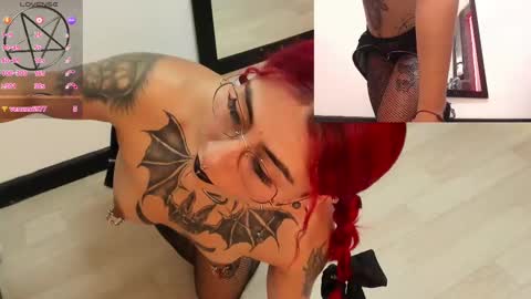 Selene online show from February 2025 07:56:01 PM