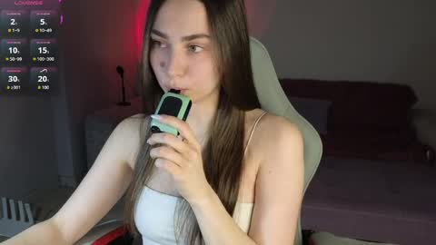  Selin  online show from April 2026 09:41:02 PM