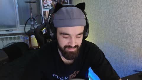 Ask me online show from October 2025 09:06:01 PM