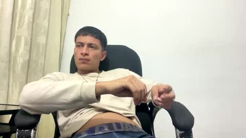 Juan Pablo-independent model online show from February 2025 04:46:02 AM