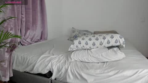 Snapshot of _sexy_star_ chatting on March 2025 03:57:01 AM E T H A N S T A R online show from March 2025 03:57:01 AM