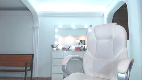 Snapshot of _sexychanel_ chatting on December 2024 02:38:01 AM Sara online show from December 2024 02:38:01 AM