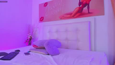 Snapshot of _shantall_777 chatting on September 2025 01:54:01 PM Shsntal online show from September 2025 01:54:01 PM