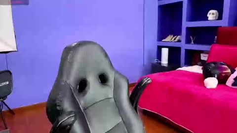 _sharlotte777 online show from October 2025 03:20:02 PM