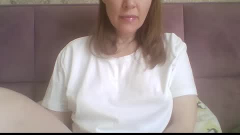 _sladkiegubki_ online show from April 2026 10:49:02 AM