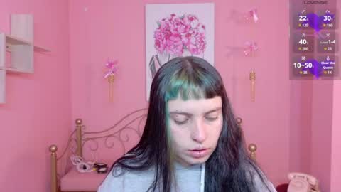 Snapshot of _sofia_smith1 chatting on June 2026 12:29:02 PM Sofia online show from June 2026 12:29:02 PM