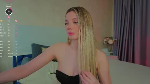 Sophie online show from July 2026 07:17:02 PM