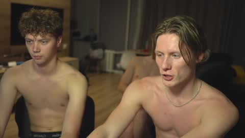 Snapshot of _sopranos_ chatting on January 2025 04:04:01 PM OLIVERpvt is open online show from January 2025 04:04:01 PM