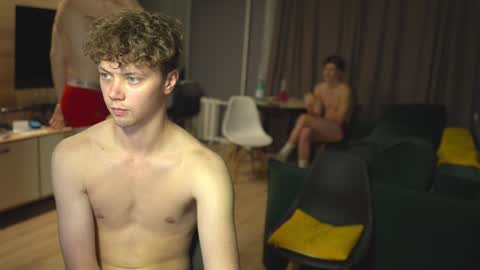 Snapshot of _sopranos_ chatting on January 2025 01:08:01 PM OLIVERpvt is open online show from January 2025 01:08:01 PM