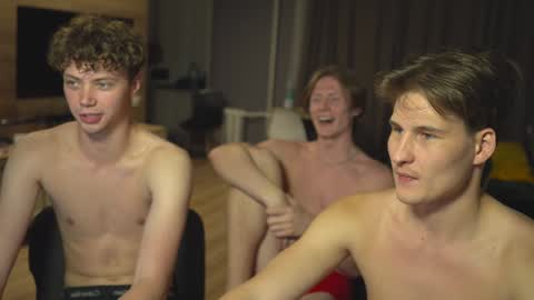 Snapshot of _sopranos_ chatting on January 2025 04:10:01 PM OLIVERpvt is open online show from January 2025 04:10:01 PM