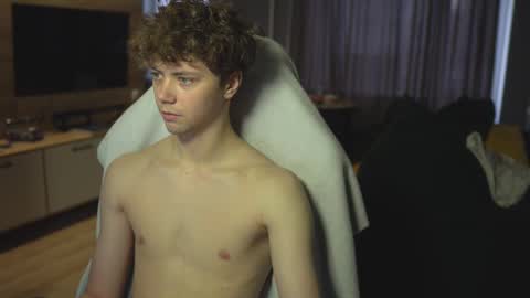 Snapshot of _sopranos_ chatting on February 2025 04:12:02 AM OLIVERpvt is open online show from February 2025 04:12:02 AM