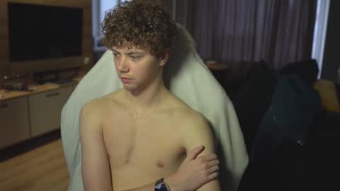 Snapshot of _sopranos_ chatting on February 2025 04:07:01 AM OLIVERpvt is open online show from February 2025 04:07:01 AM