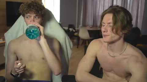 Snapshot of _sopranos_ chatting on February 2025 07:05:01 AM OLIVERpvt is open online show from February 2025 07:05:01 AM