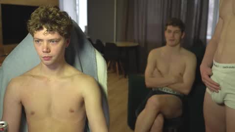 Snapshot of _sopranos_ chatting on October 2025 04:48:01 AM OLIVERpvt is open online show from October 2025 04:48:01 AM