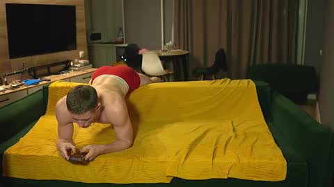 OLIVERpvt is open online show from December 2025 03:02:01 AM