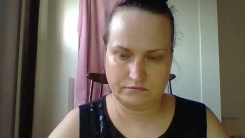 Melisa online show from March 2025 05:03:02 PM