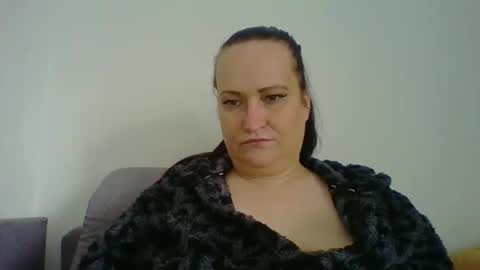 Melisa online show from October 2025 09:10:01 AM